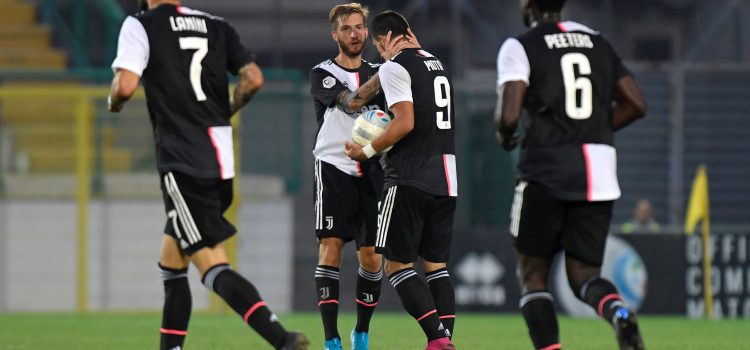 بازیکنان دعوت شده برای بازی با پیانه‌سه