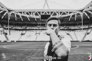 پرتره هایی به رنگ سیاه و سفید در سال 2019