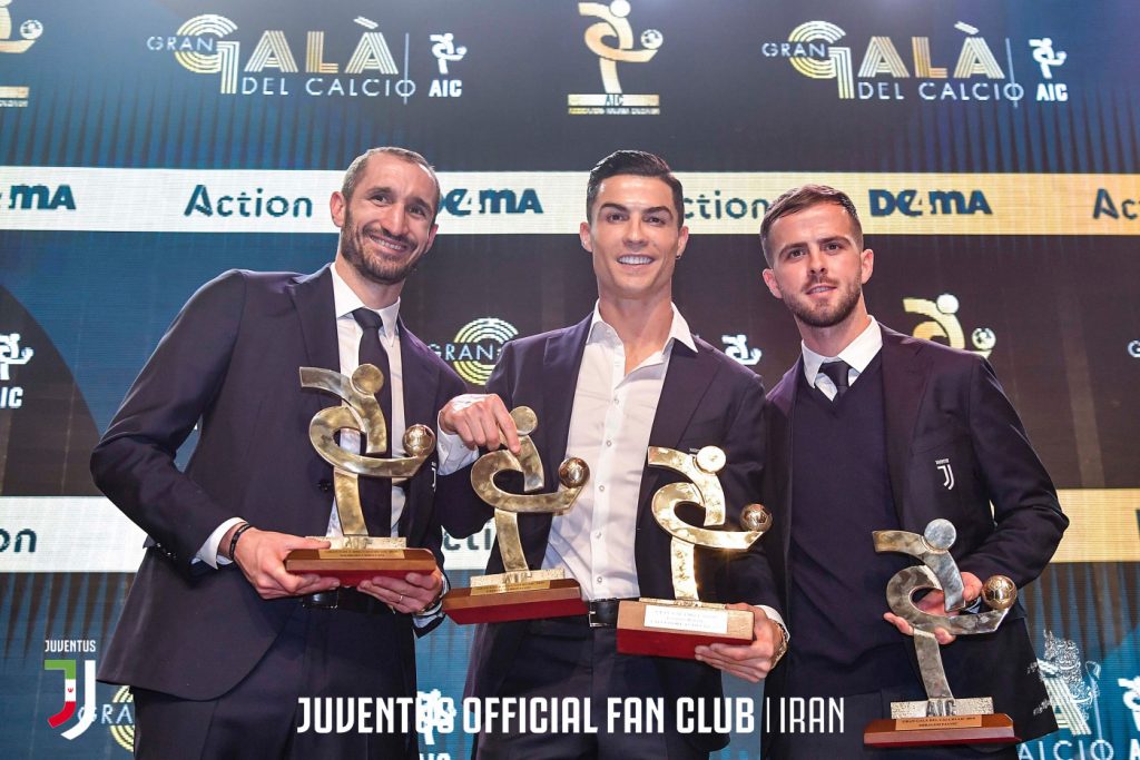 جشن بزرگ فدراسیون فوتبال ایتالیا بیانکونرو بود!