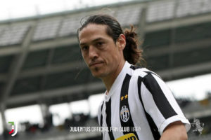 مائورو کامورانزی مربی یک تیم اسلوونیایی شد