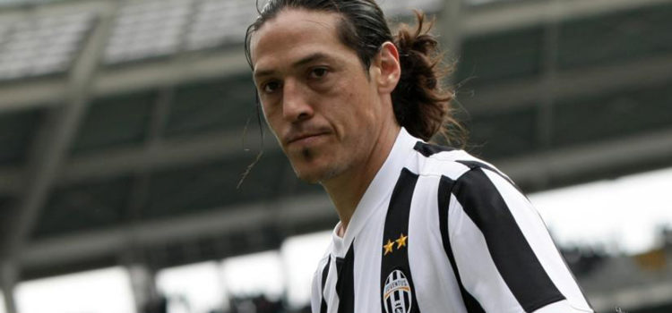 مائورو کامورانزی مربی یک تیم اسلوونیایی شد