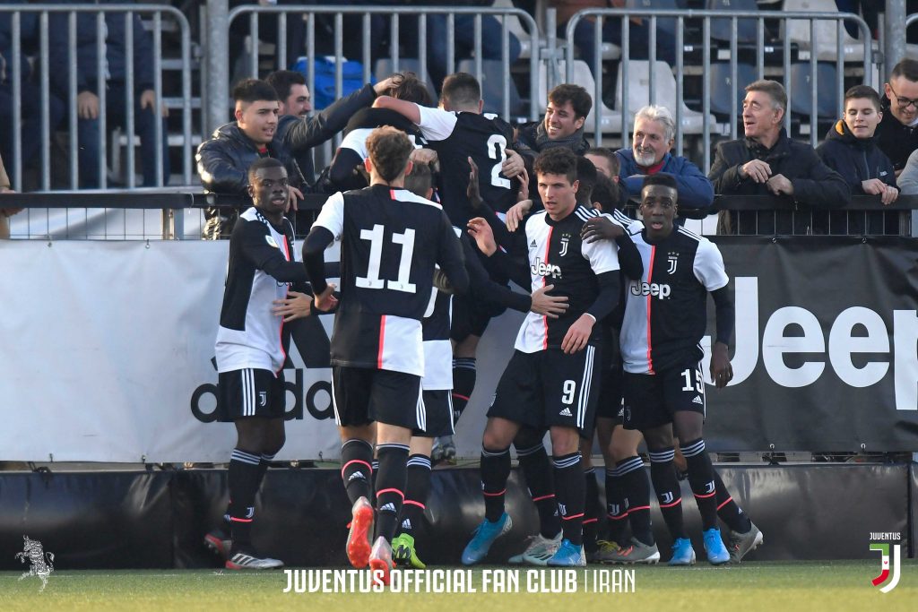 بازیکنان حاضر در بازی با بایرلورکوزن