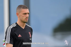 عمل جراحی دمیرال با موفقیت انجام شد