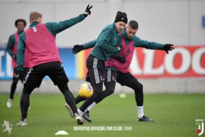 تمرینات آماده سازی برای بازی مقابل رم