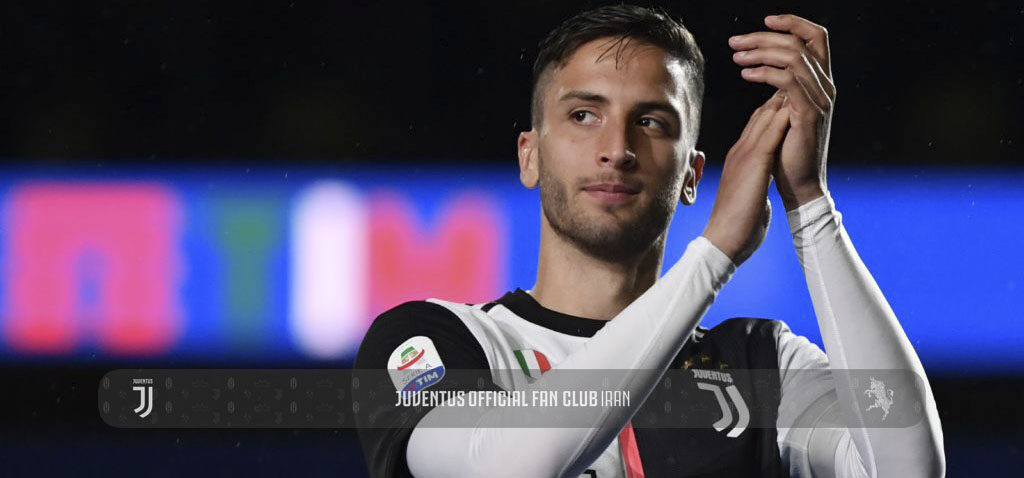 ساری بنتاکور را به پیانیچ ترجیح می دهد؟