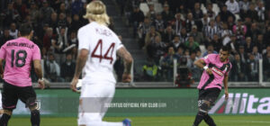 داستان های سیاه و سفید: 5 گل برتر از سال 2012