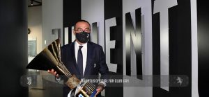 جام قهرمانی سری آ در موزه یوونتوس