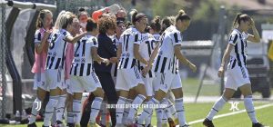 پیروزی پر گل دختران یوونتوس