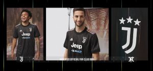 رونمایی از پیراهن دوم یوونتوس ۲۰۲۱/۲۰۲۲