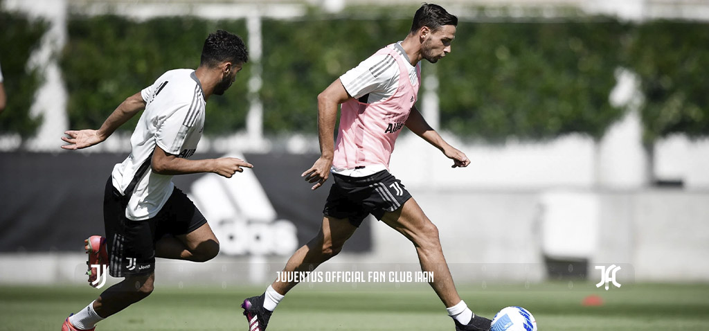 دویدن و کار با توپ بازیکنان در روز یکشنبه